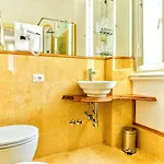 Guest house Arpinelli Relais 4*